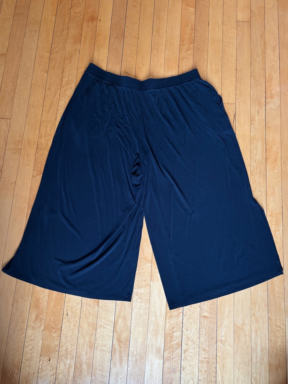 EUC Eileen Fisher Flowy Slit Hem Wide-Leg Ankle Pants in Black | Women’s Plus 1X